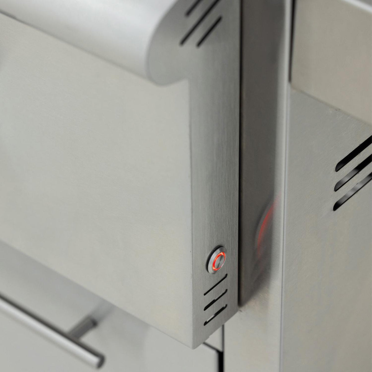 Blaze LTE+ 30-Inch Built-In Gas Griddle with Lift-Assist Hood