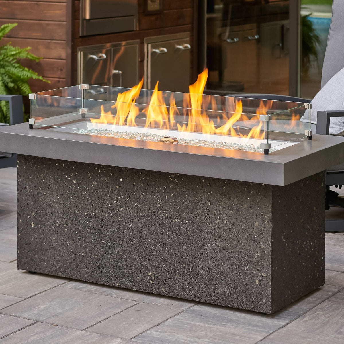 Outdoor GreatRoom Key Largo Linear Gas Fire Pit Table