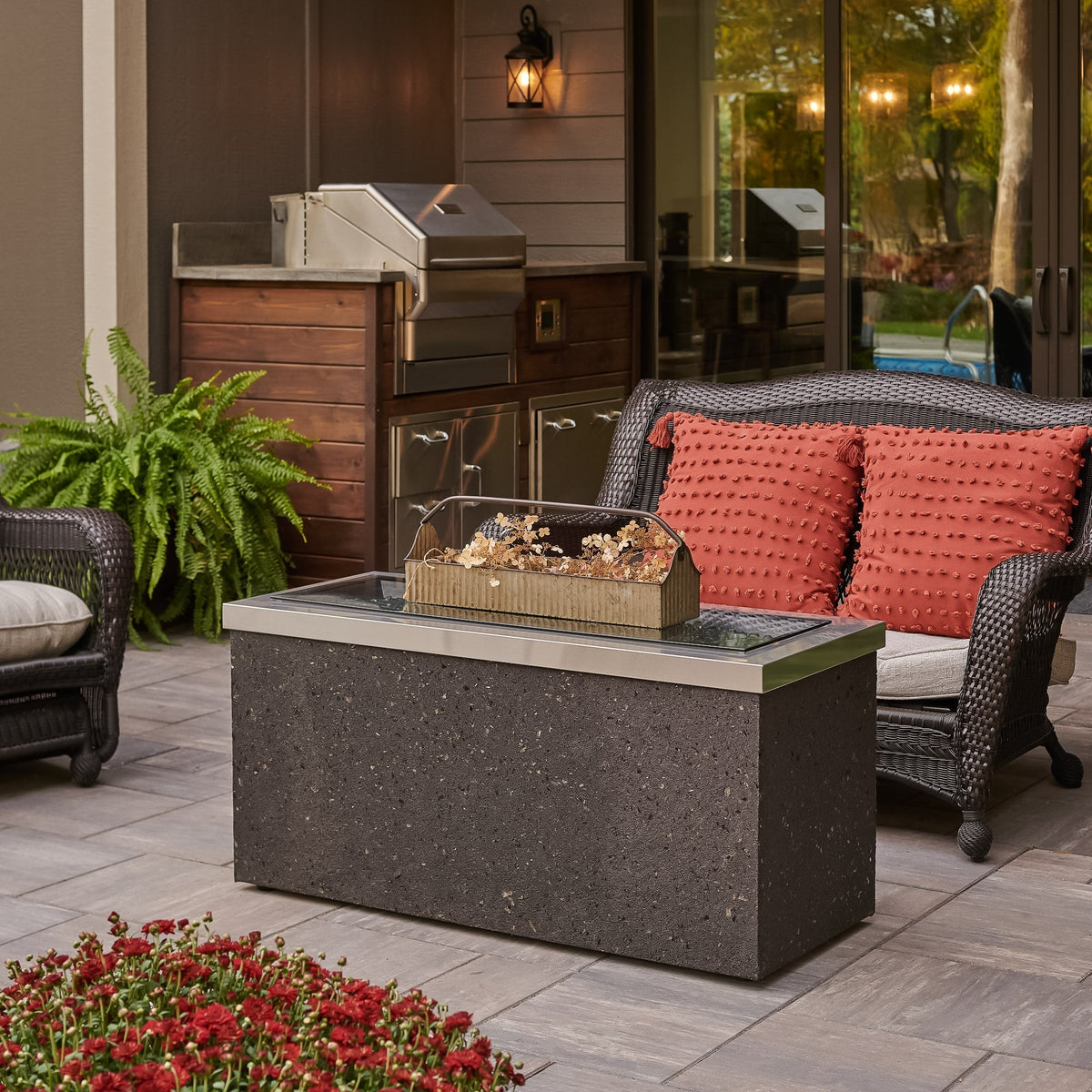 Outdoor GreatRoom Key Largo Linear Gas Fire Pit Table