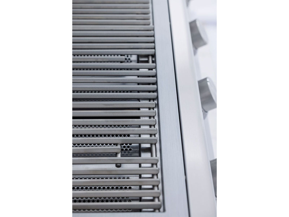 Blaze BCM 32-Inch 4-Burner Built-In Gas Grill