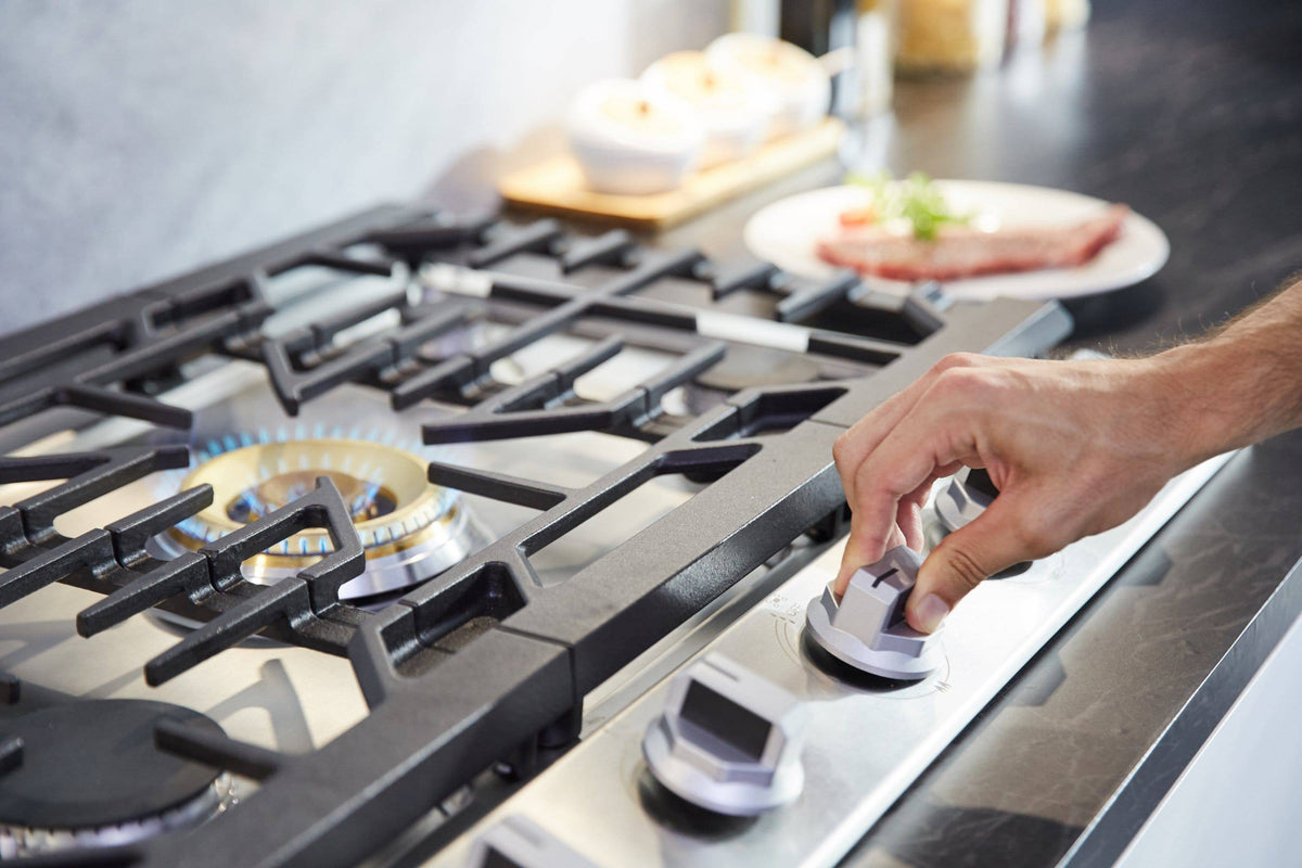 FOTILE GLS36502 36-Inch 5-Burner Stainless Steel Gas Cooktop